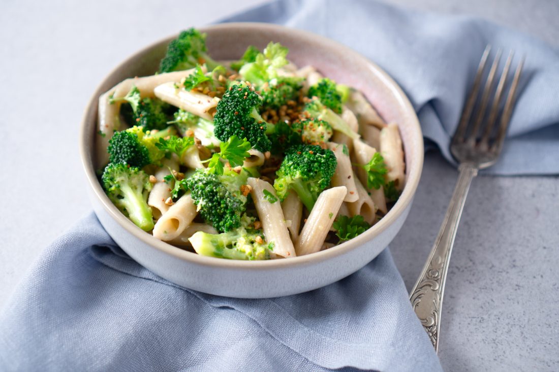 Cremige Brokkoli-Mandel Pasta