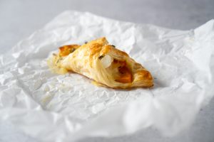 Kürbistascherl mit Heumilch-Camembert