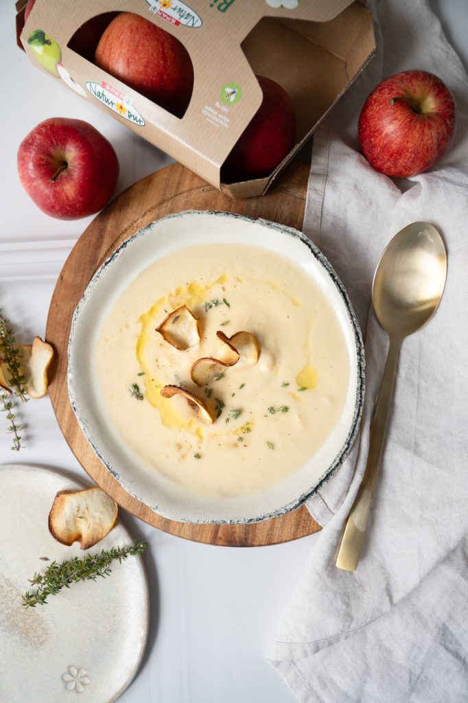 Apfel-Sellerie Suppe