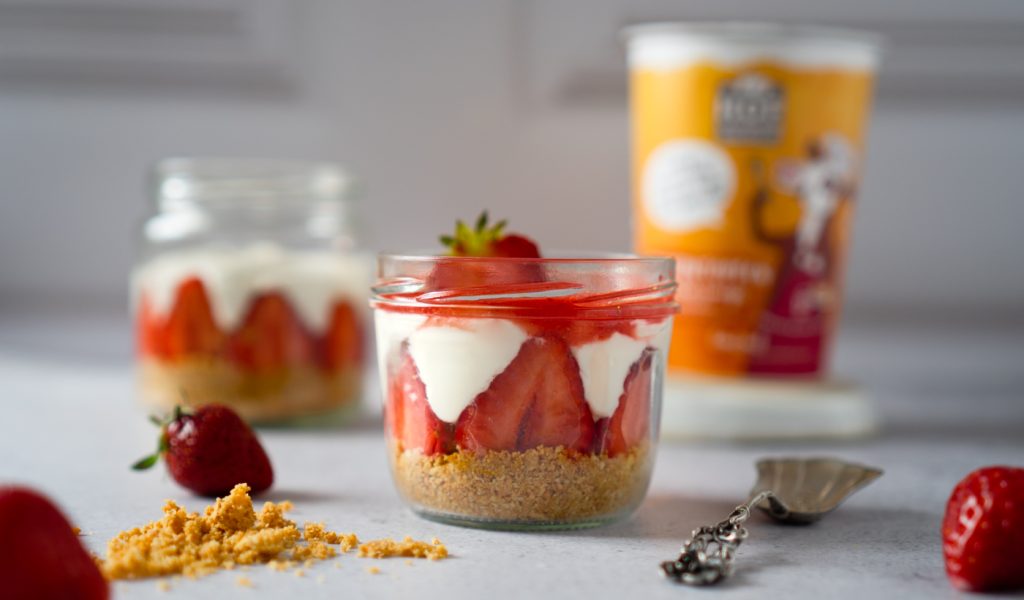 Erdbeer-Keks Topfendessert